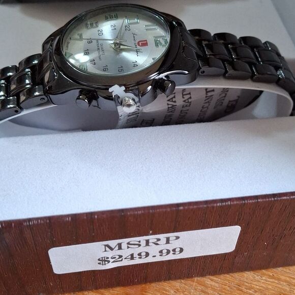 Luis Cardini NWT watches his & hers, water resistant, stainless steel (W041) main image 5